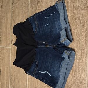 Romeo Maternity Frayed Cuff Denim Short